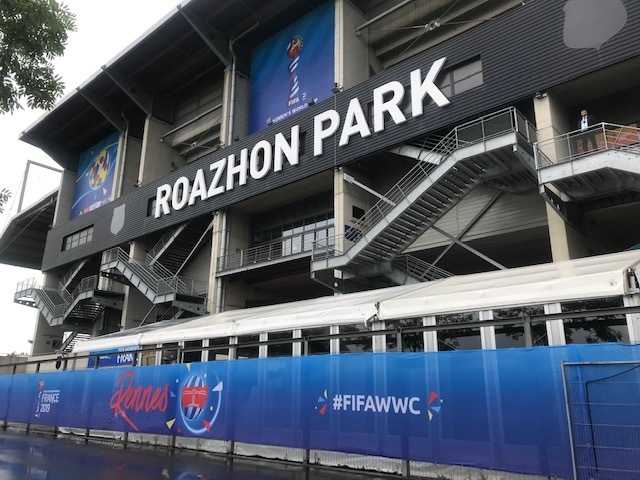 会場のロアゾン・パークはスコットランド戦で勝利したスタジアム