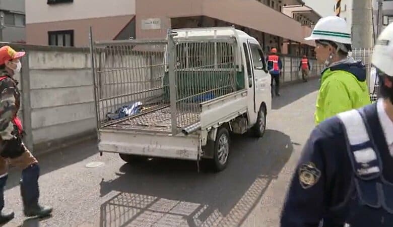 緊急銃猟による駆除が困難な状況だったため、箱わなによる対応が行われた