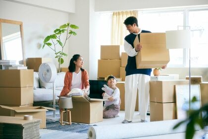 【2025年も引っ越し難民再発か?】引っ越しした人の5割以上が「引っ越し料金の高騰」を実感