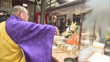 亡き母の思い出とともに…岡山市の金剛寺で「筆供養」今後の書道の上達を願い使い続けた筆に感謝【岡山】