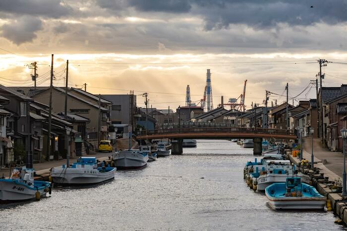 富山県射水市・内川（2024年10月撮影）