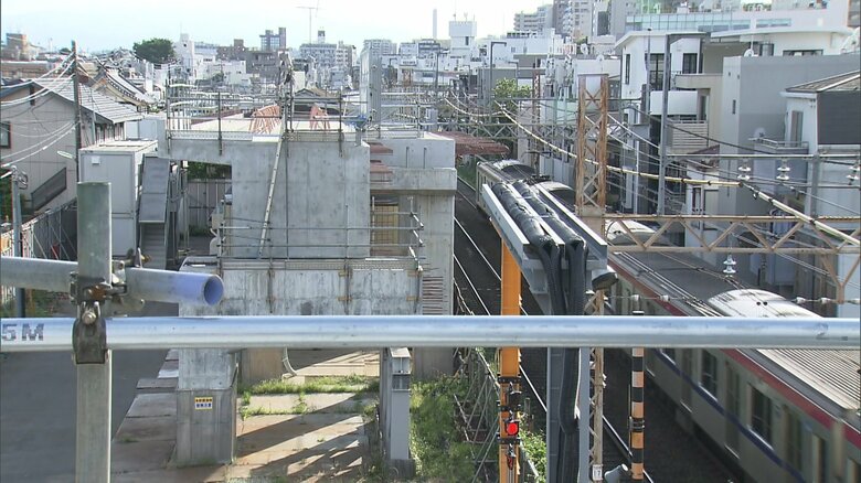 開かずの踏切解消へ 西武新宿線と京王線の連続立体交差事業の現場をリポート｜FNNプライムオンライン