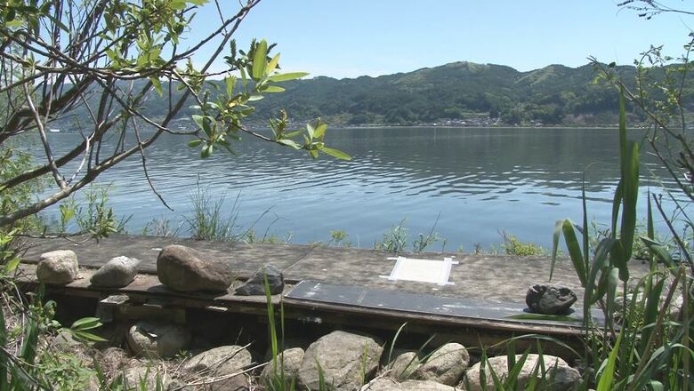期限の日を迎えても台座は「そのまま」　5月11日