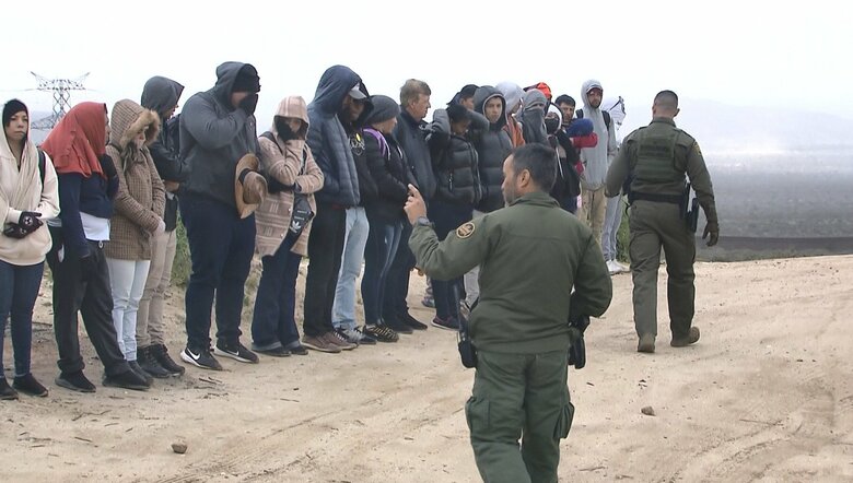 トランプ氏は南部国境問題はハリス氏の失策と強調