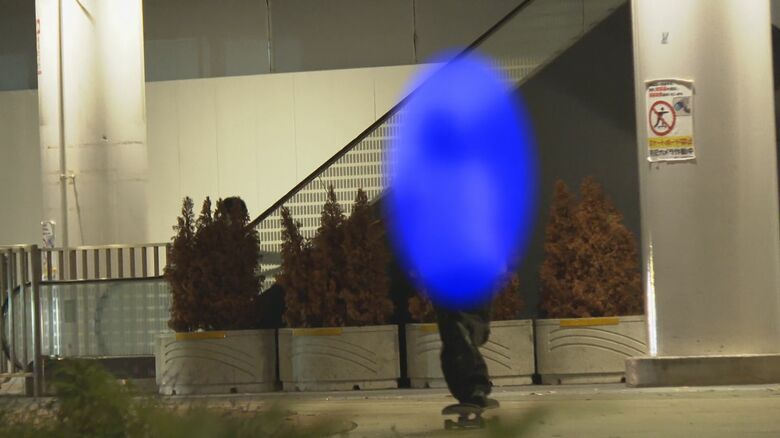 新潟駅南口 “スケボー禁止”の貼り紙も…