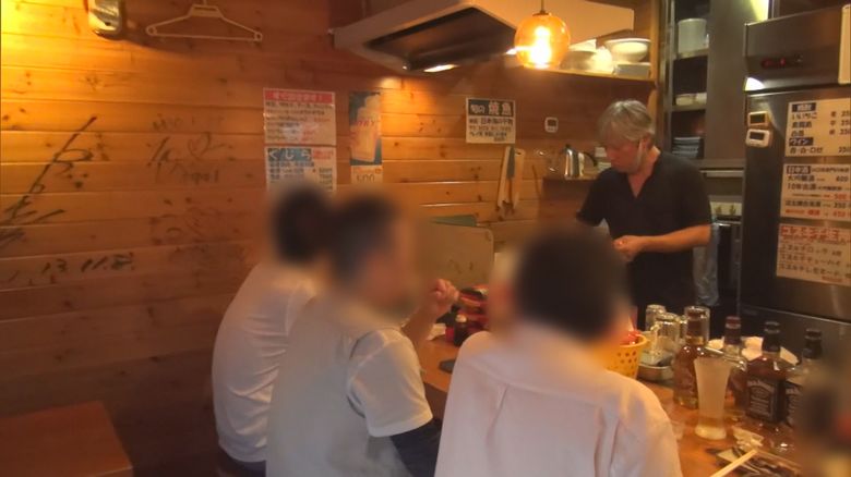 店の休業を決めた湊さん