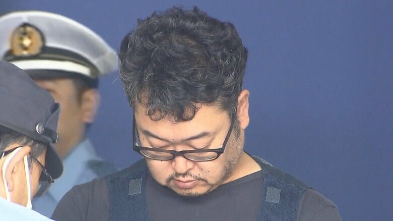 4日午前送検された長島朋生容疑者（43）