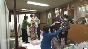 新成人 艶やかな晴れ着姿に 静岡市約6500人が新たな門出