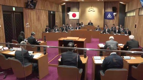 降霜被害で収穫見込めず　ヤマブドウ農家支援へ　葛巻町議会が補正予算可決　岩手県