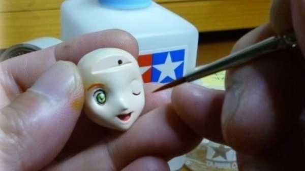 副業儲かってますか キャラクターフィギュア制作で月収約3万円