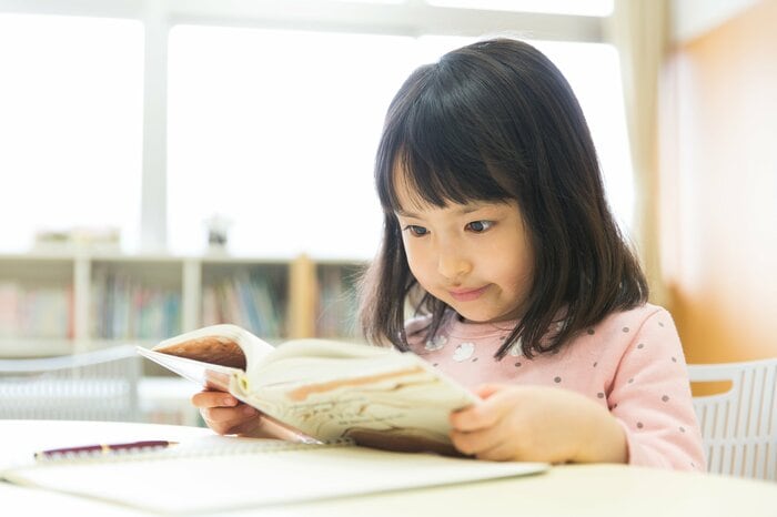 物語を読むことは他者の気持ちを知る脳のトレーニングに（画像：イメージ）