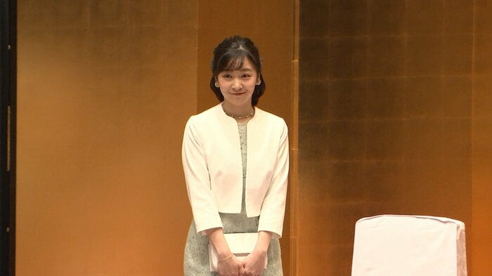 「みどりの感謝祭」式典に出席された佳子さま(13日午後 東京・千代田区)