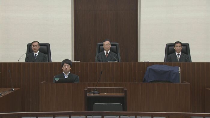 東京高等裁判所　11月17日