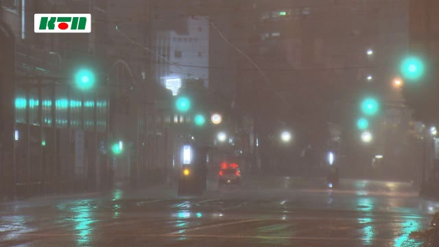 避難所の窓ガラスが割れケガ人も…台風10号の影響で長崎県内に被害、停電も15万6000戸
