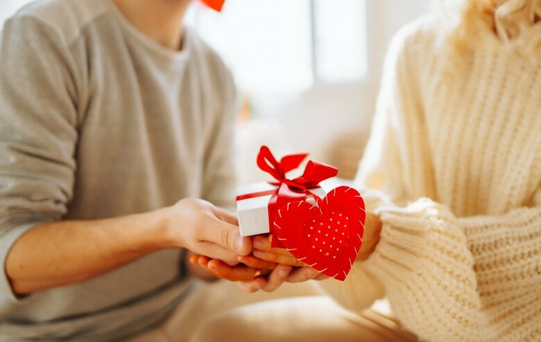 結婚相談所に登録する全国の独身男女700名に聞いた『2026年 婚活中のバレンタインに関する意識調査』を実施