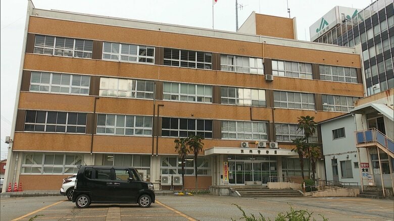 警察官の「顔面に頭突き」 高岡市の40歳男を公務執行妨害の疑いで現行犯逮捕｜FNNプライムオンライン