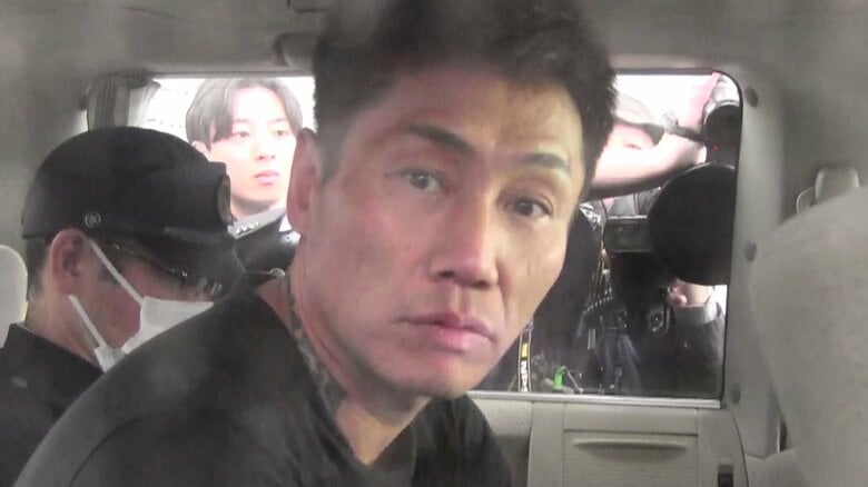 “全裸男”西村大輔容疑者を3回目の逮捕「仕事や彼女のことで嫌なことを忘れたいと…」　死亡ひき逃げや車窃盗など20件以上の事件事故に関与か　埼玉・草加市｜FNNプライムオンライン
