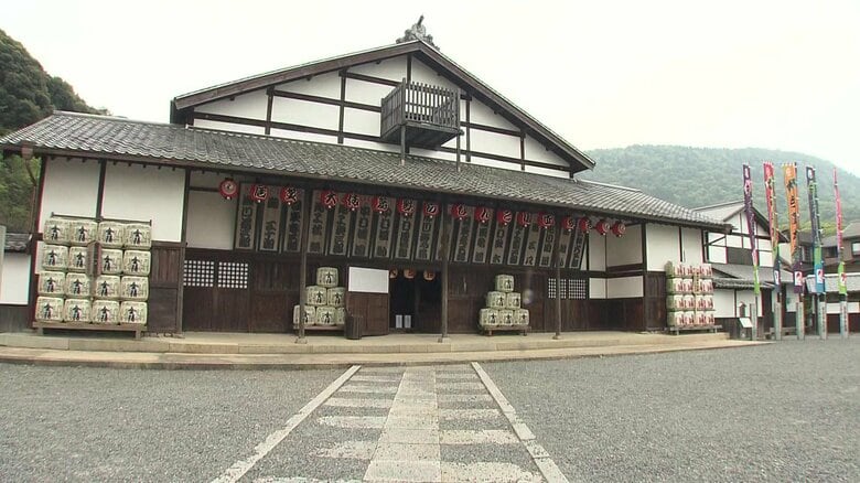 現存する日本最古の芝居小屋「金丸座」