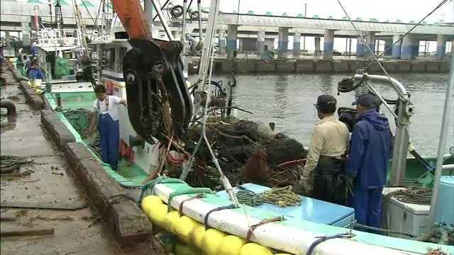 2011年7月　震災・原発事故で漁には出られず