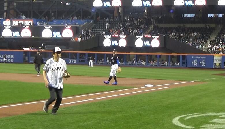 始球式ができないまま呼び戻された森総領事