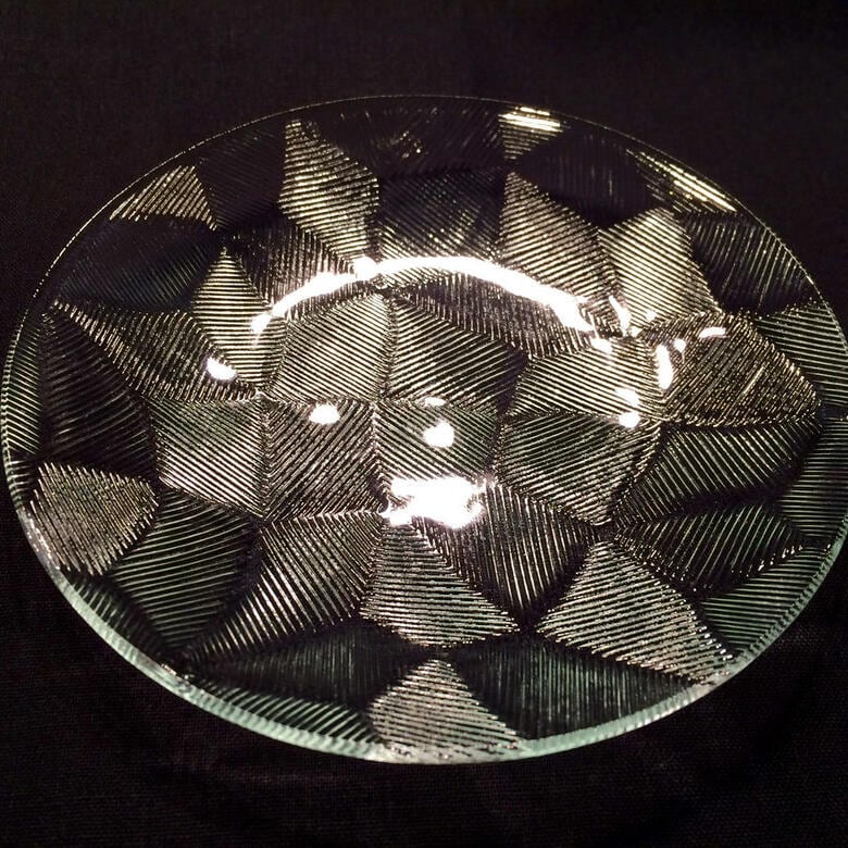 きらら（画像提供：旭屋ガラス店）