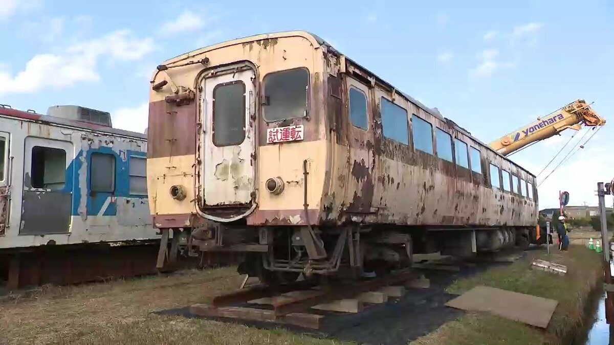 国鉄時代の食堂車「サシ481-48」38年ぶり旅立ち…岩手から石川へ 盛岡の