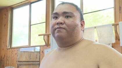 御嶽海は前頭13枚目　秋場所直前に母親マルガリータさん亡くす…7勝8敗で3場所ぶりに負け越し　九州場所は巻き返しを期待