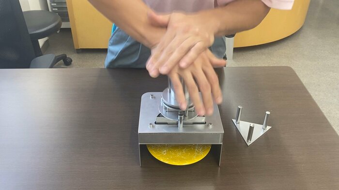 気持ちを整えたらプッシュ!(画像提供:千成工業)