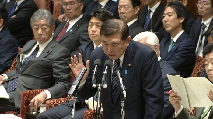 支持率はほぼ横ばいだった