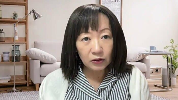 成蹊大学　高橋暁子特別客員教授