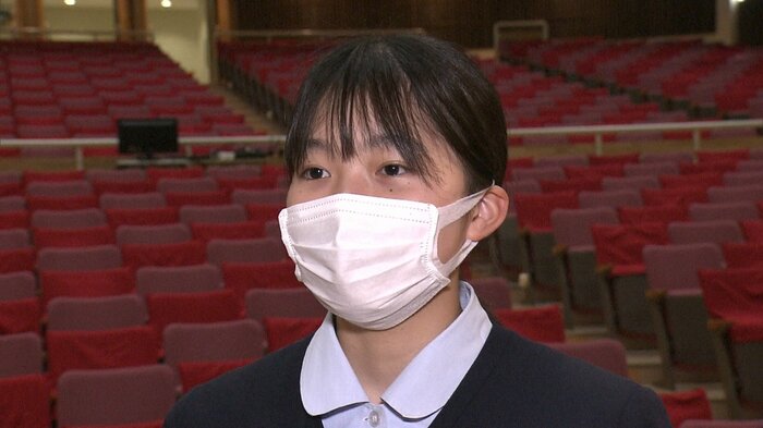静岡雙葉高3年・村松真子さん