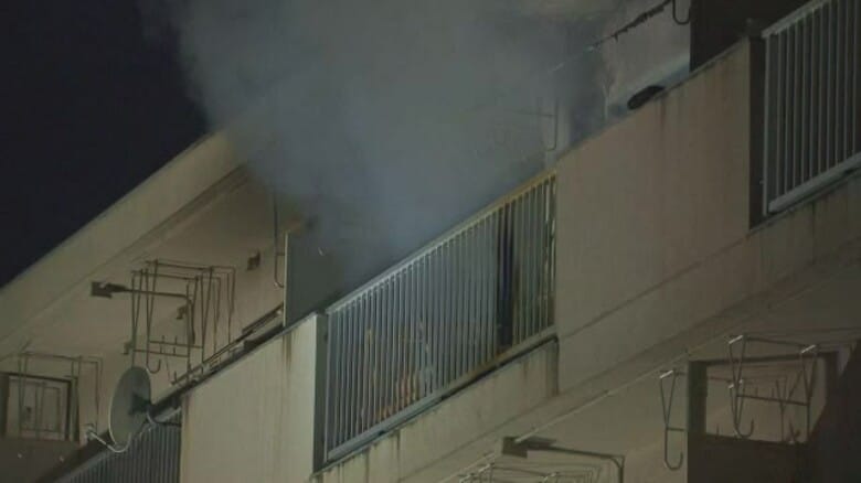 県営住宅の一室に放火し全焼させた疑い…逮捕された夫婦のうち妻を起訴　夫は嫌疑不十分で不起訴（島根）｜FNNプライムオンライン