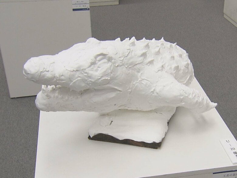 小学5年生が手掛けた作品も…彫刻家の団体「日彫会」の作品展 愛知県美術館ギャラリーで約100点を展示｜FNNプライムオンライン