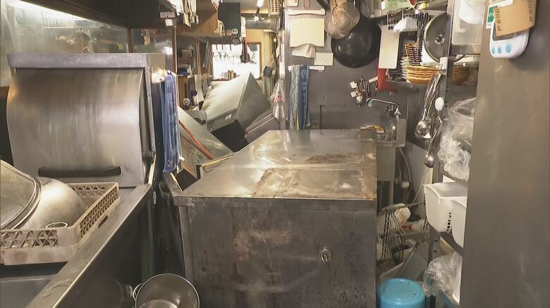 記録的豪雨から1週間…浸水被害のラーメン店「全損で約4000万円かかる」住宅街には“災害ゴミ”も残る|FNNプライムオンライン