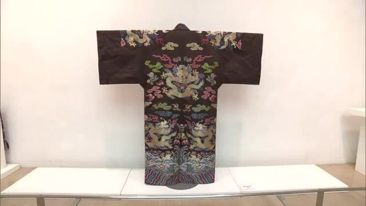 2019年の火災で焼失した琉球国王・王妃の衣装を復元 沖縄県立博物館