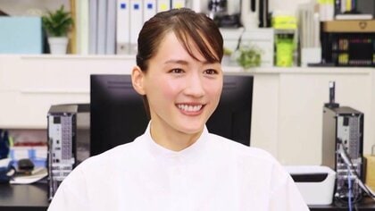 綾瀬はるかが流ちょうにピアノ演奏　「人間拡張」技術でプロの動きとシンクロ　自身のシェアしたい特技は?