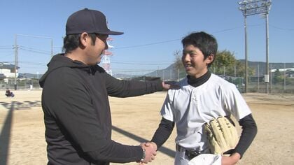 【超激レア品】元阪神タイガース岩田稔投手練習用グラブ 元阪神タイガース 岩田稔さん実使用？グラブ 元阪神タイガース
