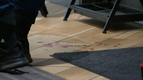 新潟バスセンターの1階パン店で店の包丁を奪った77歳男が20代女性従業員に軽傷負わせ現行犯逮捕　「金脅し取ろうと」