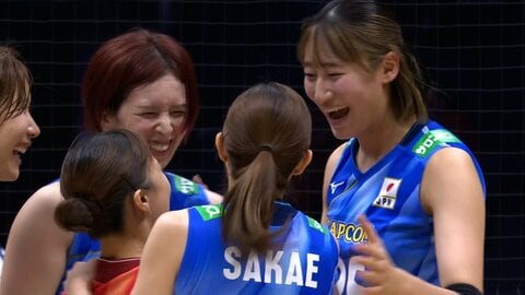 【速報】20歳の秋本美空が輝き、控えのアウトサイドヒッター2人が躍動！ 予選全勝で準々決勝へ【バレーボールアジア選手権 日本×ベトナム】