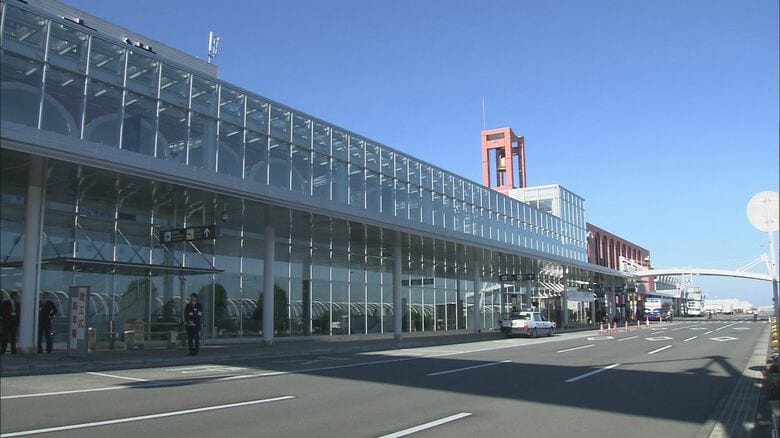 長崎空港の乗降客数が歴代2位に　2025年度は326万人超　長崎スタジアムシティによる集客効果も｜FNNプライムオンライン