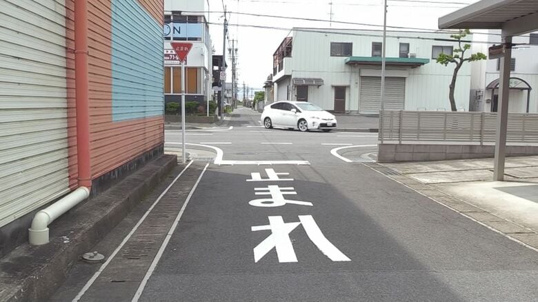 事故後は声をかけて走り去る…自転車の12歳女子中学生を原付バイクではねてケガさせ逃走か 57歳女逮捕 容疑否認｜FNNプライムオンライン