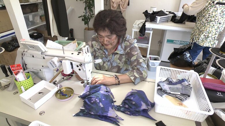 「Magic Hour Sewing」の縫製職人さんが仕事をしている様子