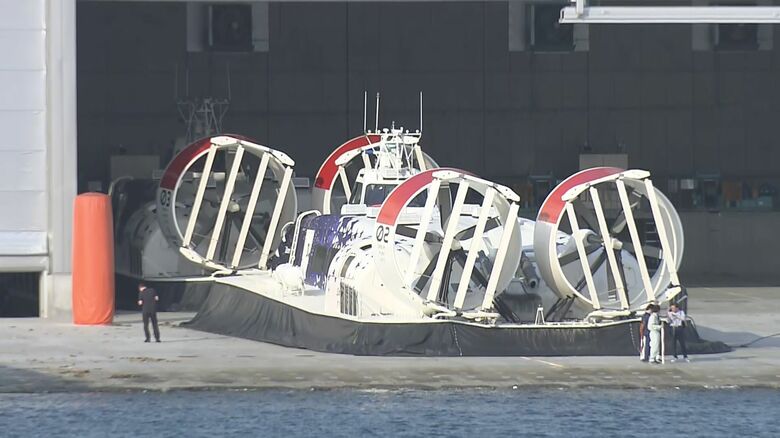 事故を起こしたホーバー2番船（5日・大分市）
