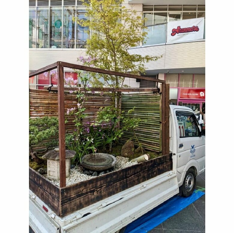 「軽トラ庭園コンテスト」の作品（提供：富山市観光協会）
