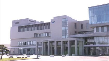 最低制限価格漏らした潟上市元課長を起訴　業者社長は略式起訴　市発注工事めぐる官製談合事件　秋田