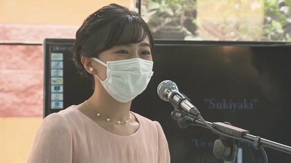 佳子さま 姉・眞子さんも訪れたペルーの高齢者施設へ　淡いピンクのワンピース姿で…「上を向いて歩こう」に手拍子　