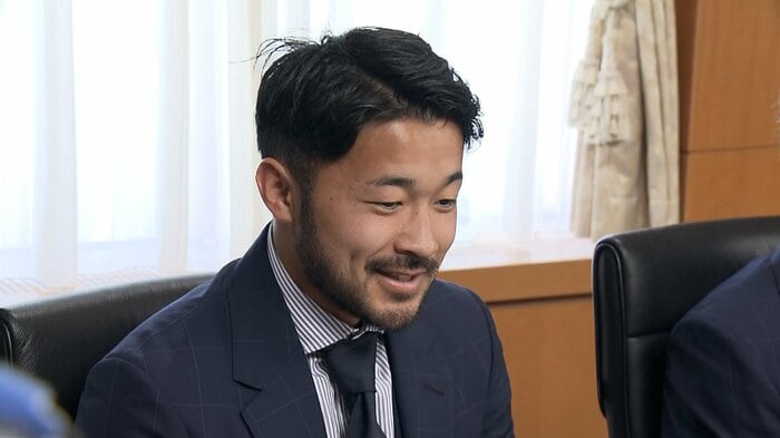 菅原由勢選手