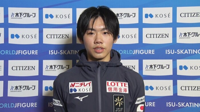 自身の演技を振り返る蛯原