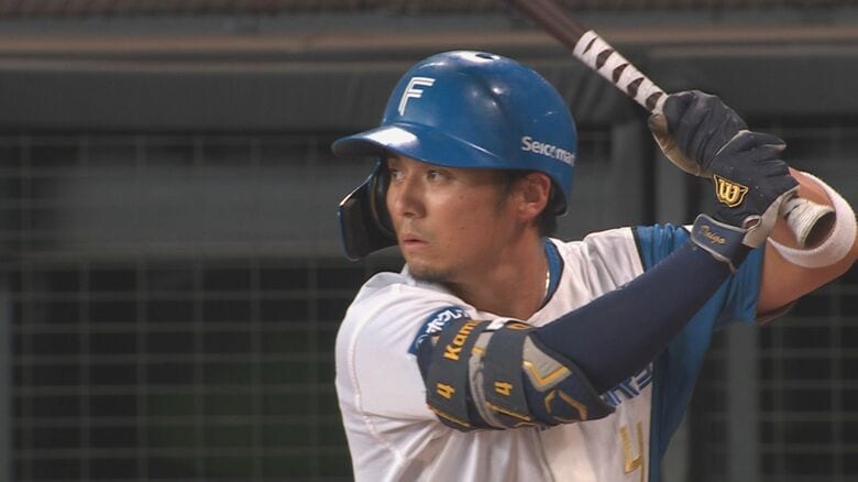 【日本ハム】「代打を送らずに僕に任せてくれたベンチの思いに応えたい」上川畑大悟が走者一掃の3点タイムリーでソフトバンクに快勝｜FNNプライムオンライン