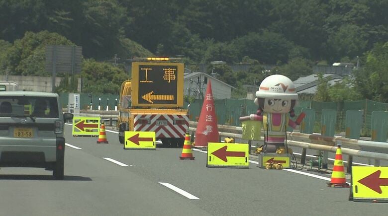 車線規制で渋滞が発生…追突事故が多発　中央道と長野道が合流する岡谷JCT付近で改修工事が再開　警察が注意呼びかけ｜FNNプライムオンライン
